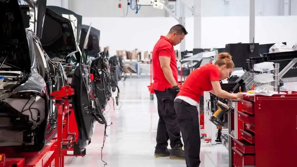 消息称特斯拉Model 3正在进行工厂改造