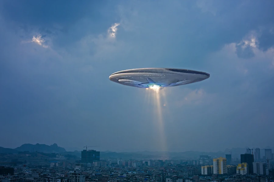 新加坡惊现UFO事件盘点 军方曾出动战斗机拦截