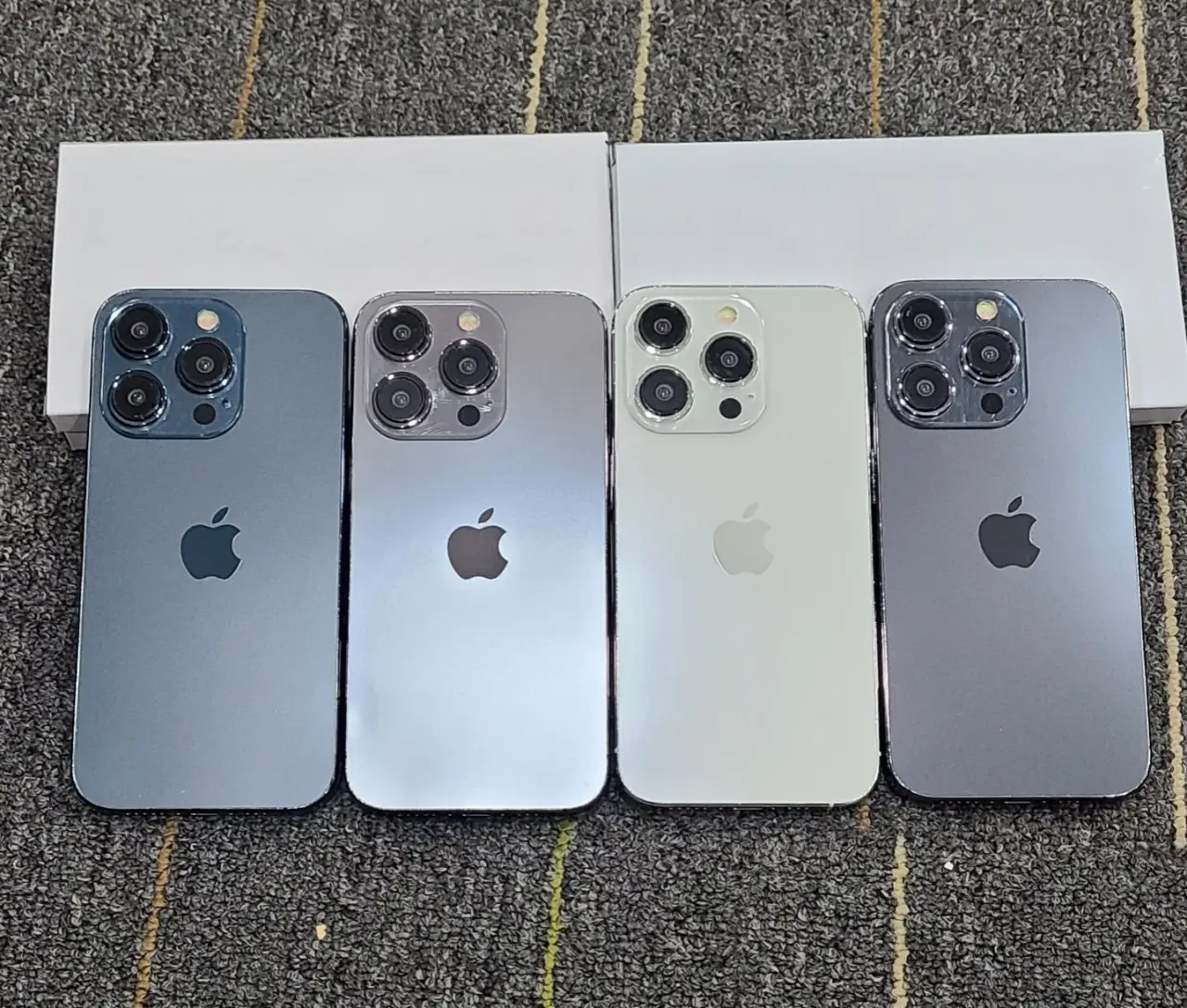 Apple iPhone 15/15 Pro新機(jī)模型曝光配色（蘋果新機(jī)圖賞）