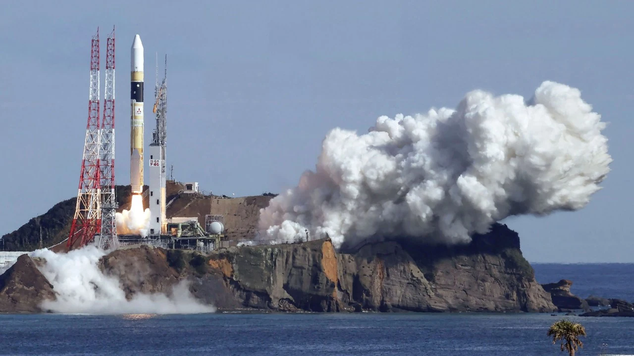 日本发射月球探测器 希望成为第五个登陆月球的国家