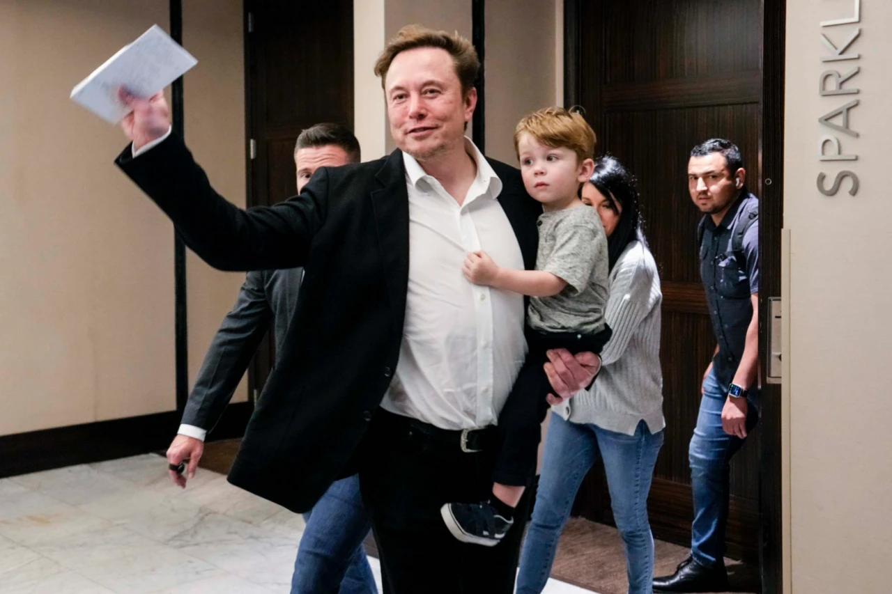 特斯拉CEO马斯克新传记爆料Elon Musk还有个从未公开的神秘孩子