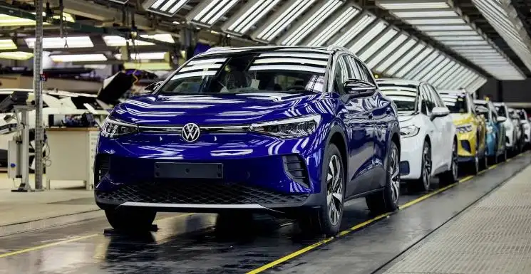 大众称因需求放缓德国工厂削减电动汽车产量