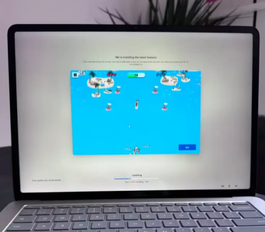 微软在Win11中添加了开机小游戏 等待中可以玩冲浪小游戏