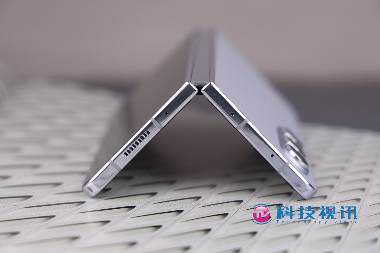 最強(qiáng)性能，折疊機(jī)皇！ 三星Galaxy Z Fold5 評測