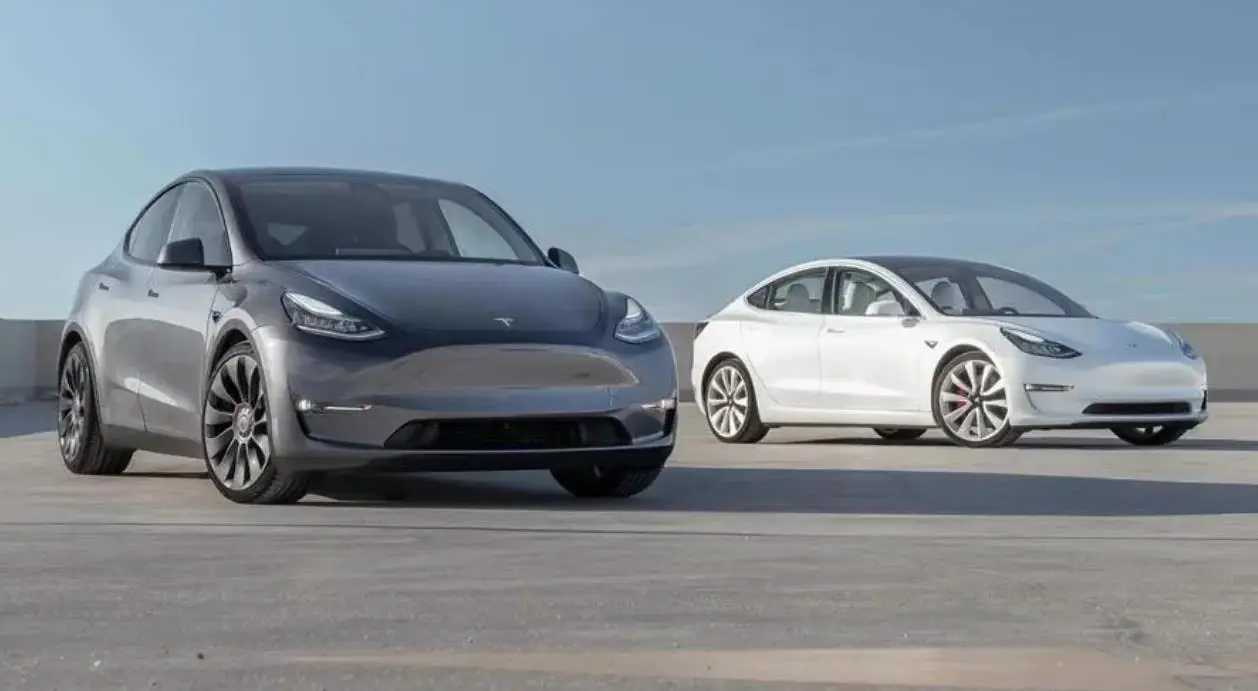 國產特斯拉Tesla Model 3煥新版出口英國 目前已開始接受預訂