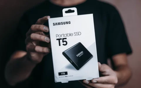 Samsung三星等内存巨头减产   SSD等存储被曝开始涨价