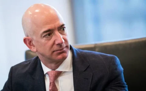 消息称贝索斯将出售价值10亿美元的亚马逊Amazon股票