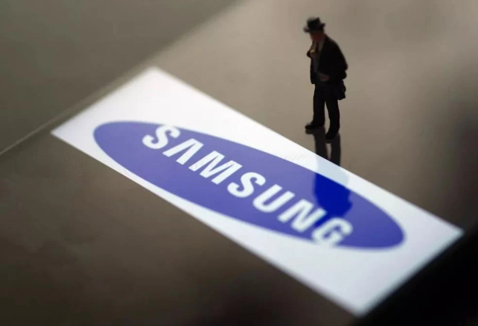 三星Samsung Galaxy A55支持25W充电功能