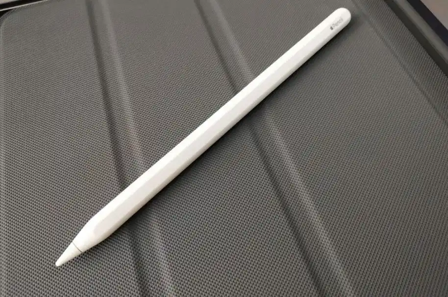 苹果Apple美国黑色星期五：第二代Apple Pencil优惠47美元，售价82美元