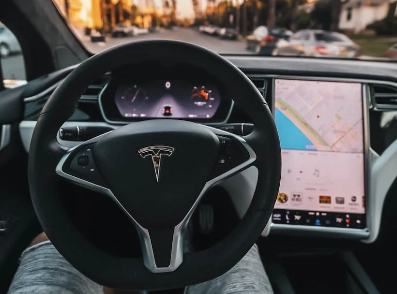 Tesla特斯拉被曝或在英国面临自动驾驶技术销售禁令