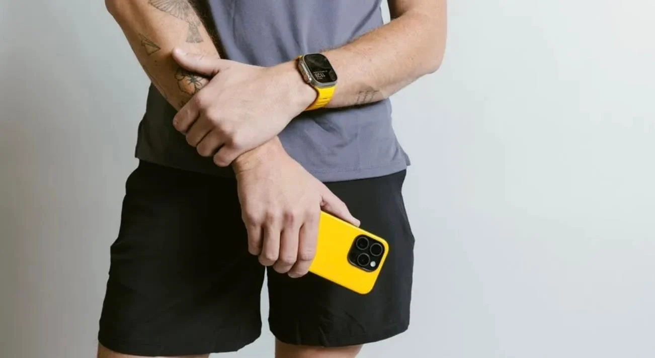Nomad推出“限量款”赛车黄风格苹果Apple Watch表带及iPhone手机壳 售价50美元起