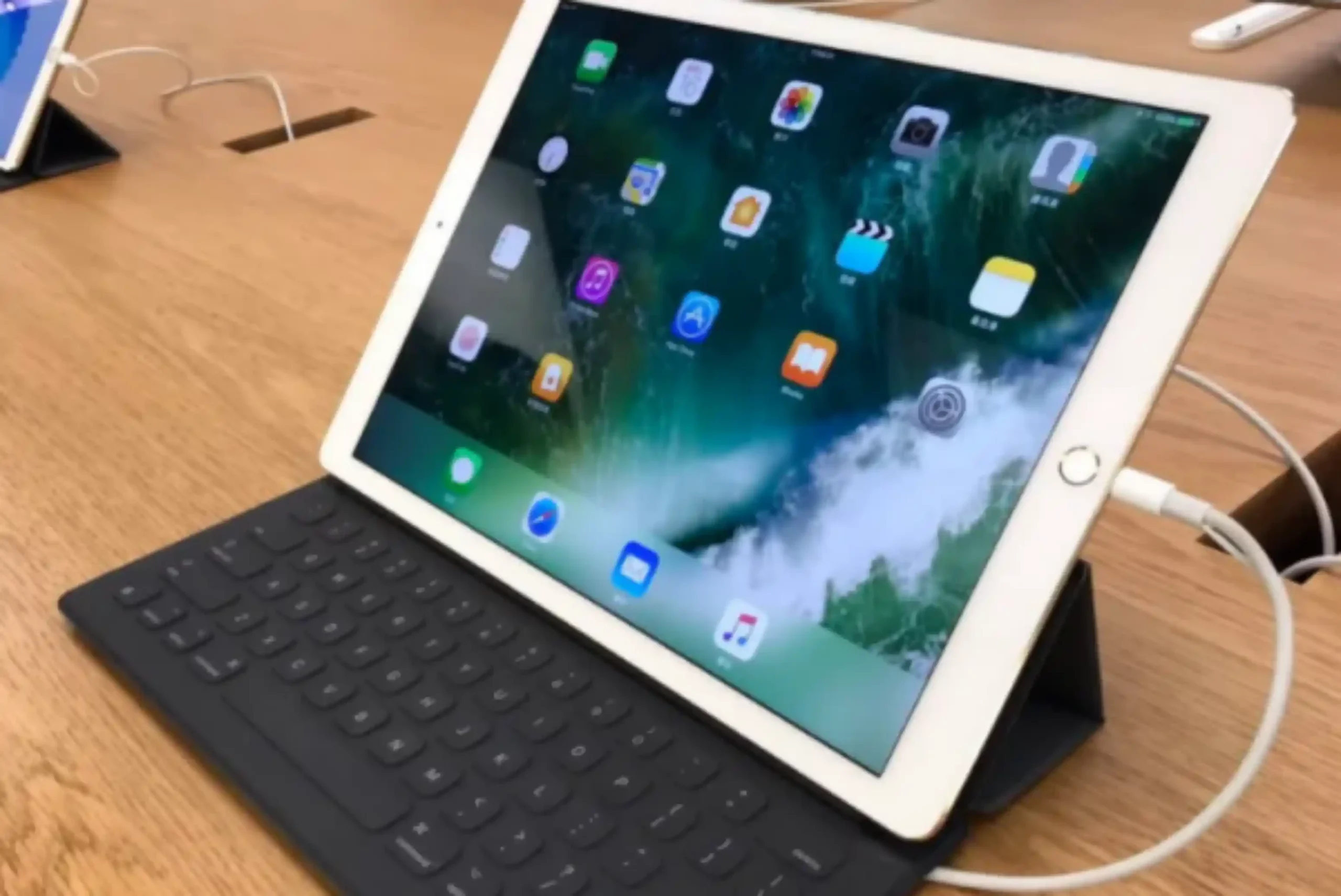 Apple iPad 9 256G在美国沃尔玛官网仅售399美元   直降80美元