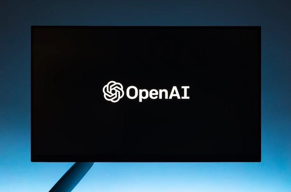 消息称OpenAI仍坚持售股计划 将多给员工一个月时间考虑是否参与