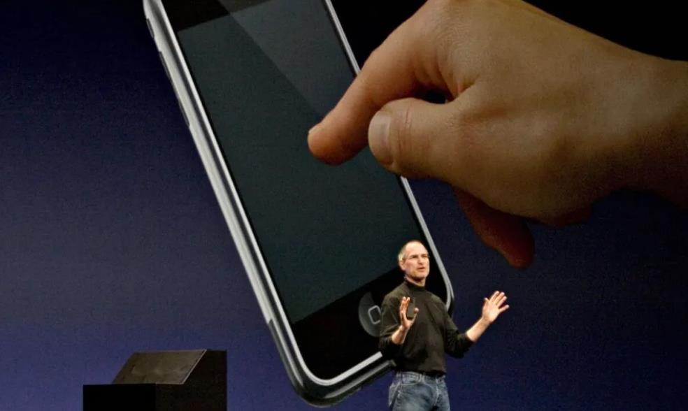 消息称苹果Apple副总裁Steve Hotelling将退休