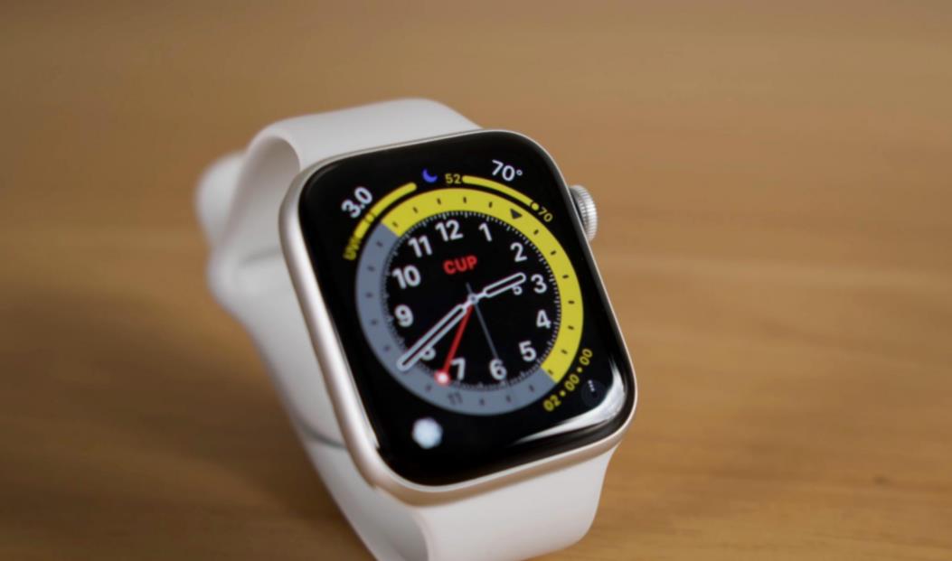 美国亚马逊优惠：苹果Apple Watch SE(44mm GPS)优惠50美元，售价229美元
