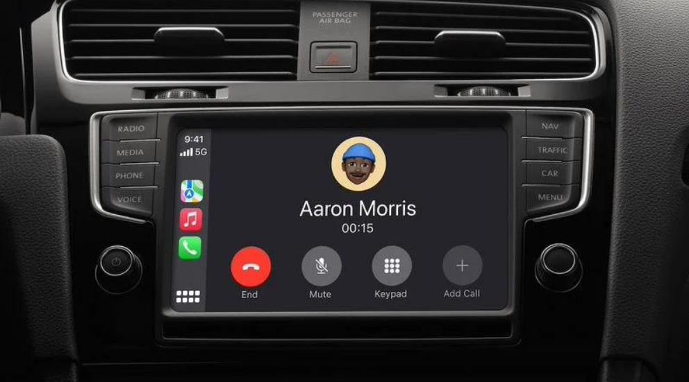 通用汽车谈弃用CarPlay和Android Auto：容易让驾驶员分心