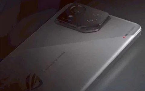 华硕ASUS ROG Phone 8系列预热：首款3倍光学变焦游戏手机