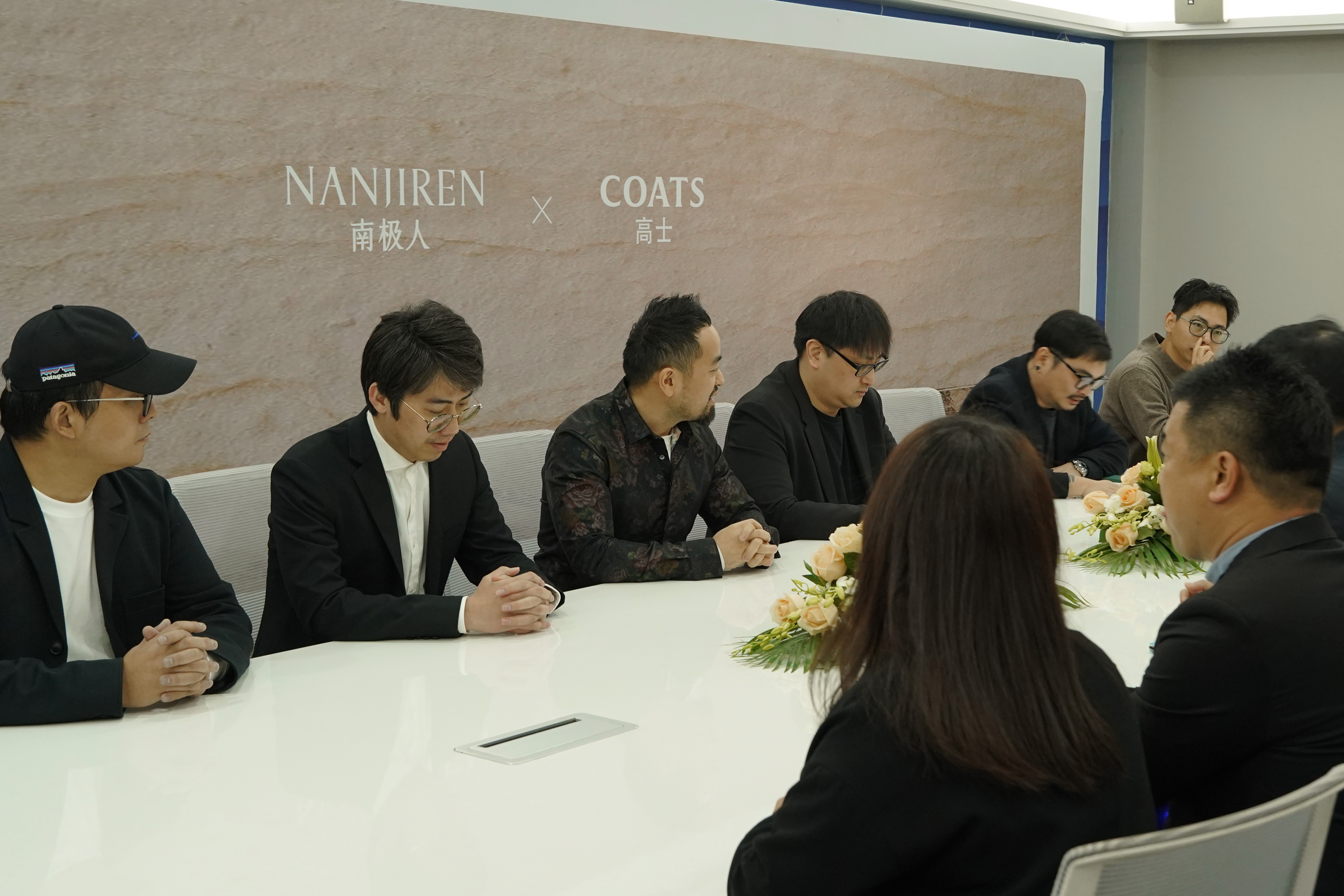 南極人攜手YKK、永榮錦江、高士線打造行業(yè)里程碑