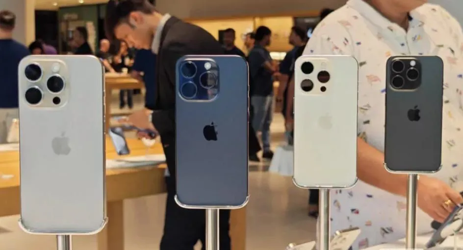 苹果Apple iPhone 16 Pro样机展示了电容捕捉按钮