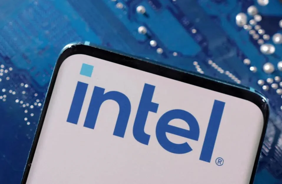 英特尔Intel在CES 2024上发布全新处理器系列 引领人工智能计算新时代
