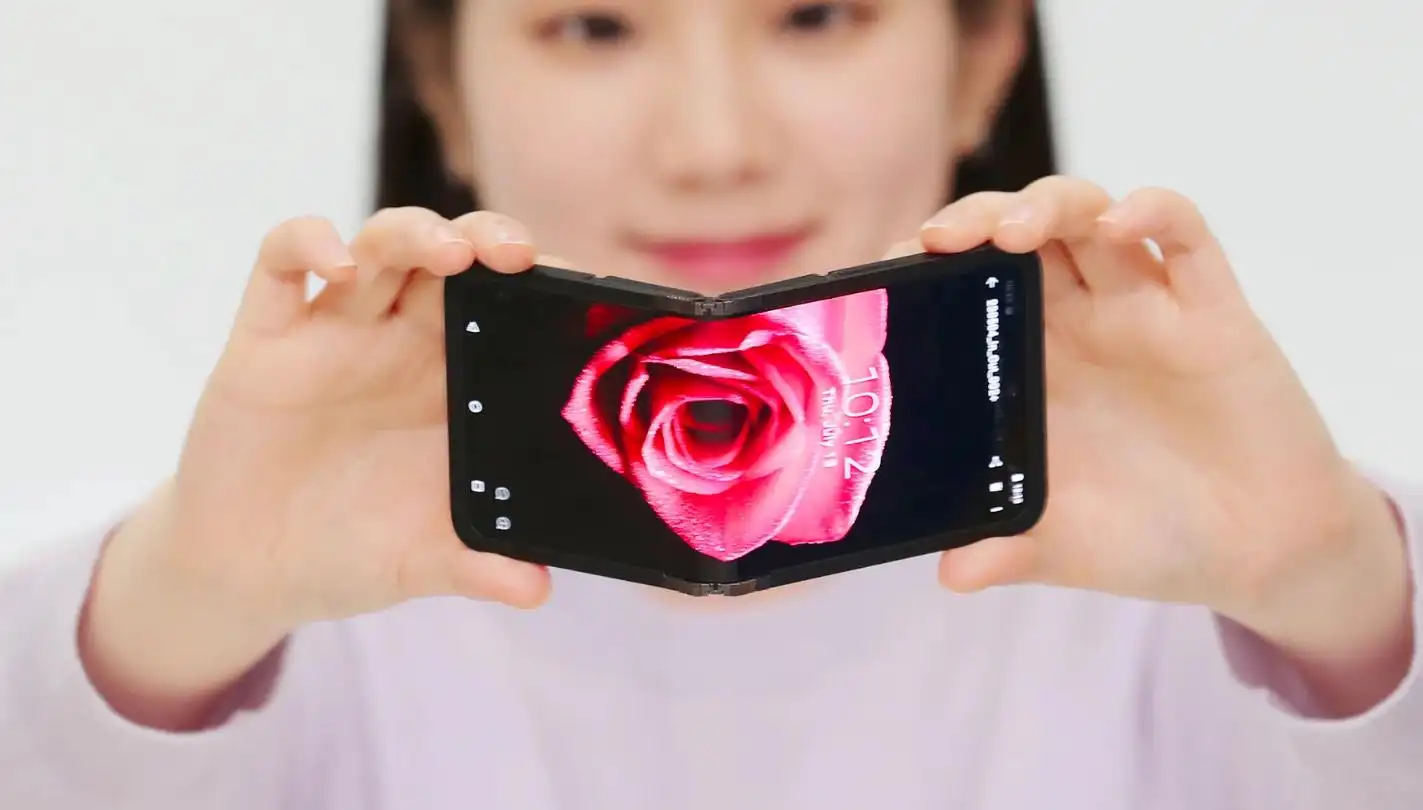 三星显示Samsung在CES 2024发布全新有机发光二极管技术：可折叠、可滑动
