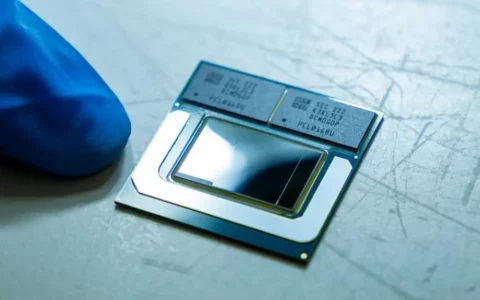 Intel发布新一代酷睿处理器家族：Arrow Lake与Lunar Lake引领技术革新