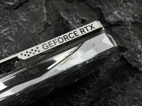 性能真的“Ti”不一樣！影馳 GeForce RTX 4070 Ti SUPER 星曜 OC評(píng)測(cè)！