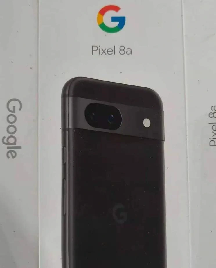 谷歌Google Pixel 8a手机零售包装盒曝光：采用家族式相机岛设计