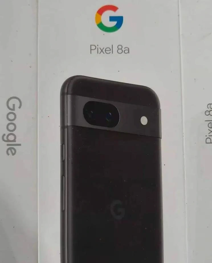 谷歌Google Pixel 8a手機(jī)零售包裝盒曝光：采用家族式相機(jī)島設(shè)計(jì)