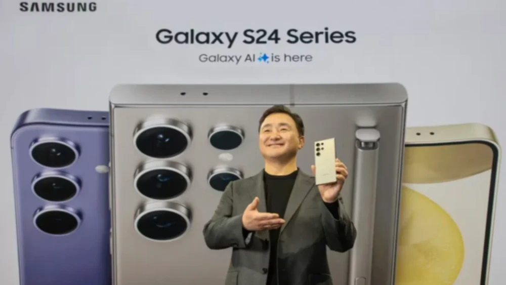 三星Samsung Galaxy S24 Ultra钛合金机身和大猩猩装甲玻璃YouTube网友实测结果惊人！