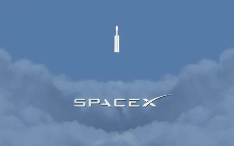 SpaceX迁址风波：马斯克回应550亿美元薪酬争议