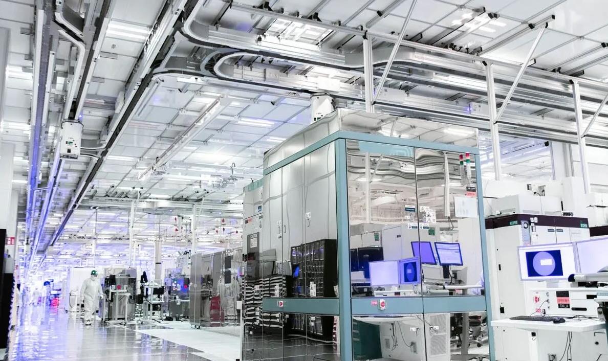 英特尔Intel计划筹集20亿美元扩建爱尔兰半导体工厂