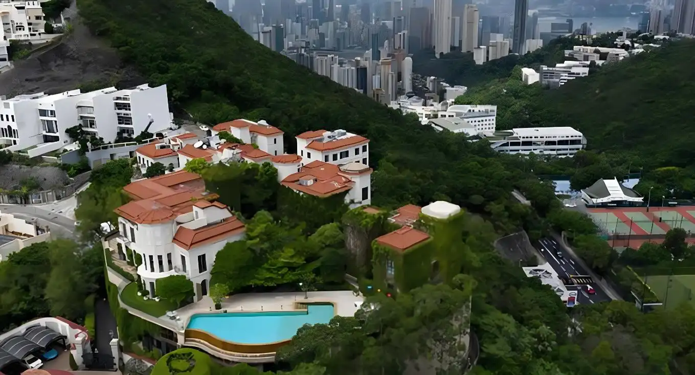 许家印香港豪宅标售：恒大债务危机下的新动态