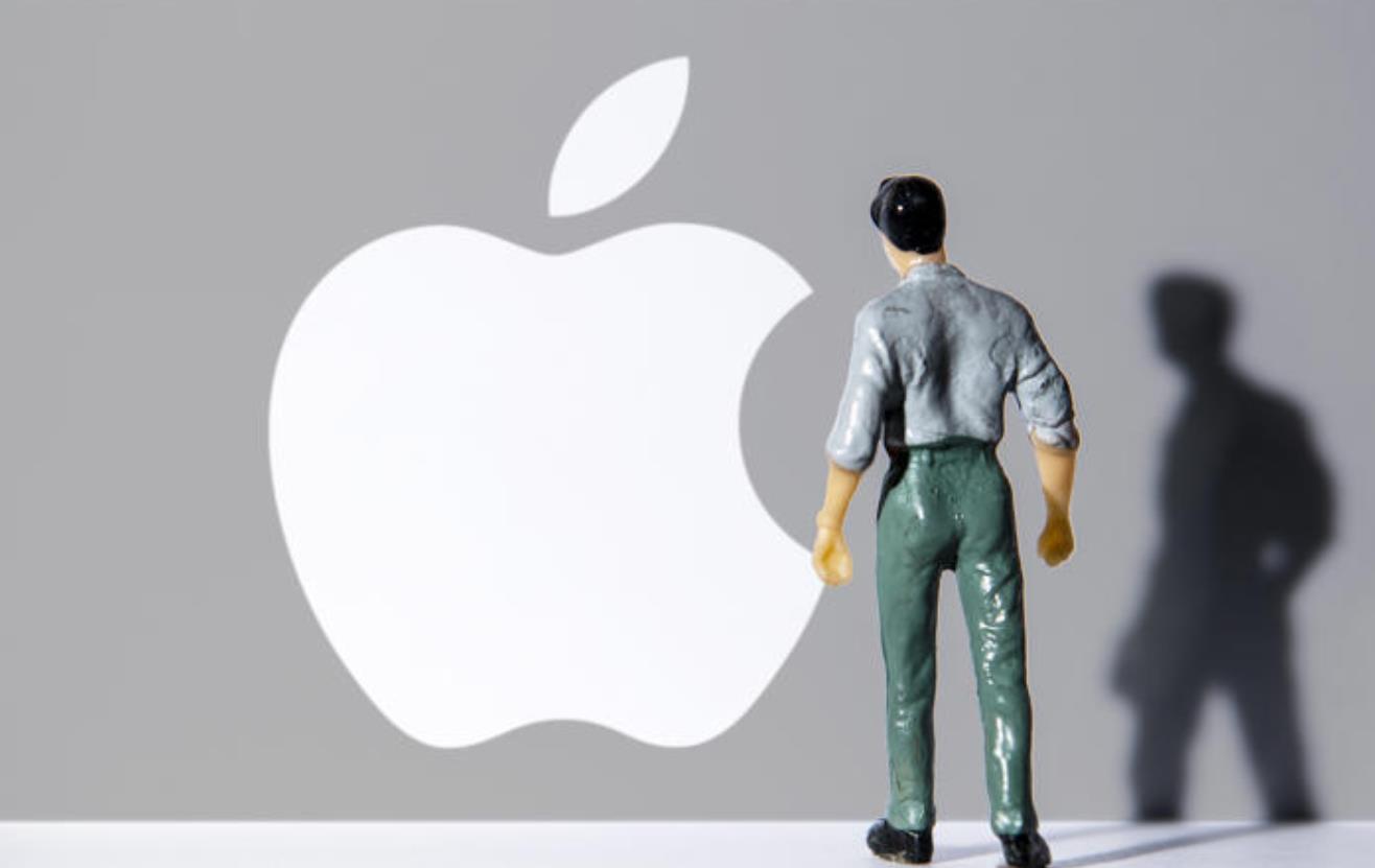苹果Apple iPhone 15价格跳水背后的市场分析