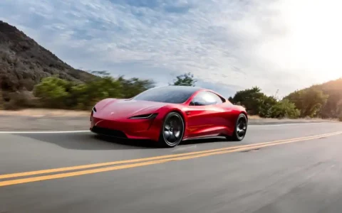 特斯拉Roadster预计年底亮相：零百加速小于1秒