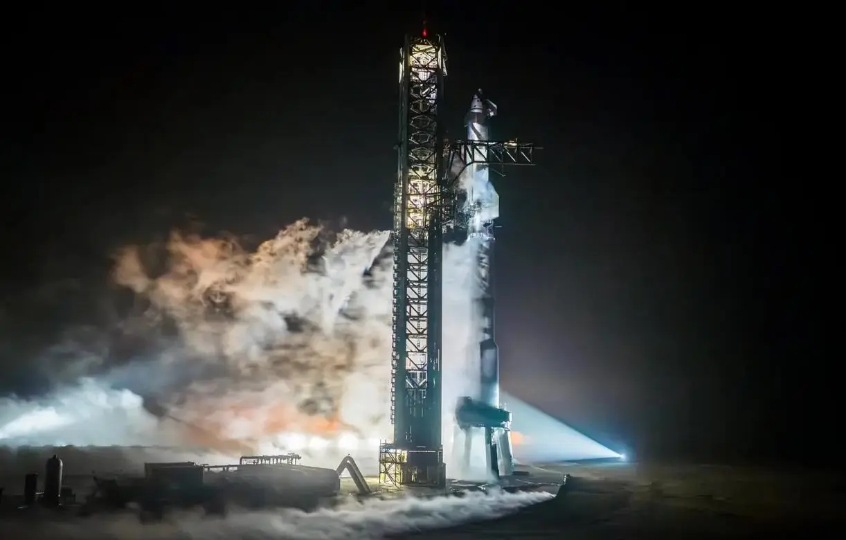 SpaceX星舰重型火箭即将第三次试飞：马斯克雄心壮志引领星际征途