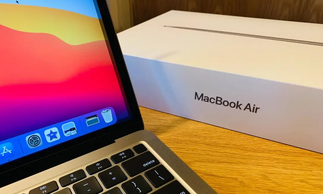 苹果M3 MacBook Air首销：搭载M3芯片，性能飙升