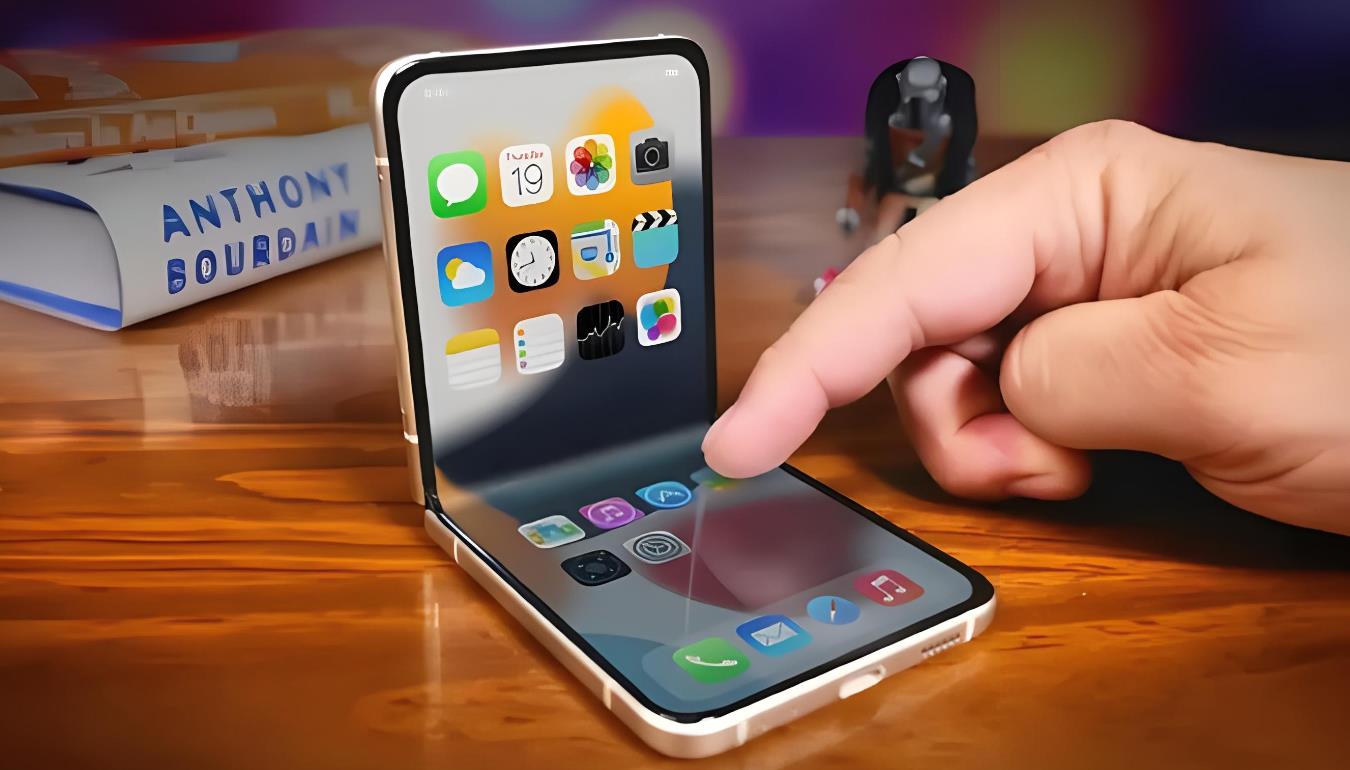 传闻苹果首款折叠屏iPhone推迟至2026年 折叠屏手机市场持续增长