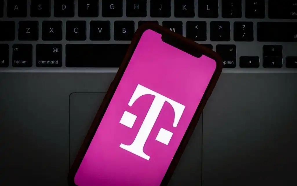 T-Mobile大幅降低新线路设备连接费 客户可享30美元折扣