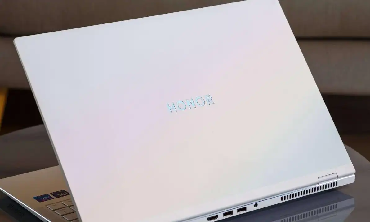 榮耀Honor MagicBook Pro 16評測：開啟AI PC新時代的強勁之作