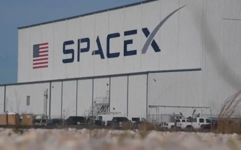 SpaceX第二个宇航员发射台认证进入尾声，CRS-30 货运任务即将升空