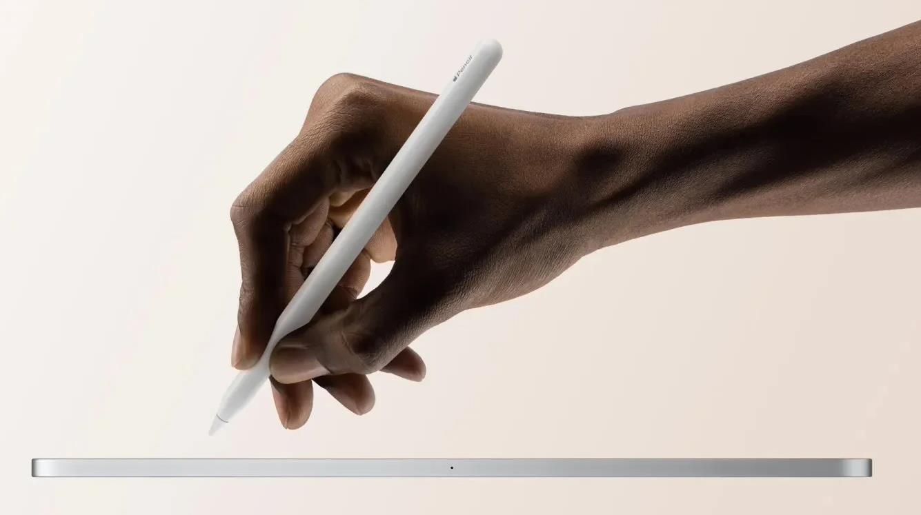 苹果Apple iPadOS 17.5疑似曝光Apple Pencil 3支持新的“挤压”手势