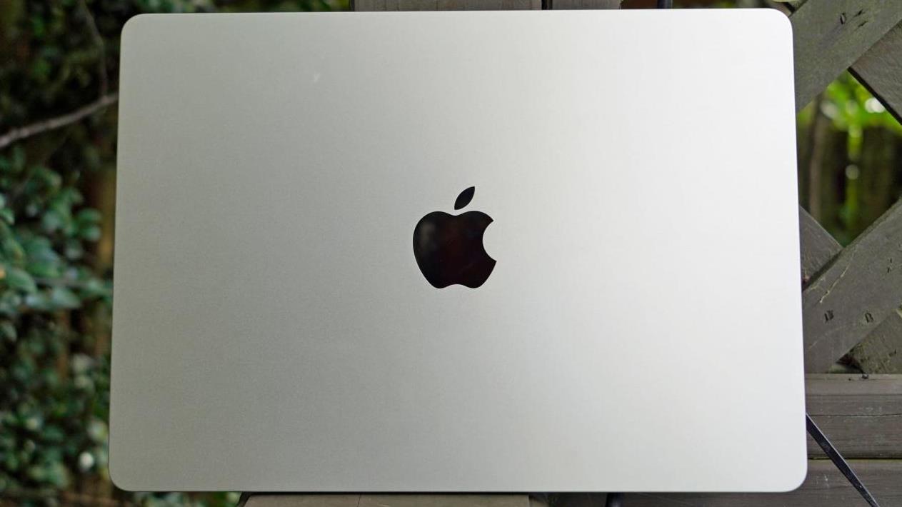 苹果M2 MacBook Air美国百思买优惠150美元，仅需849美元