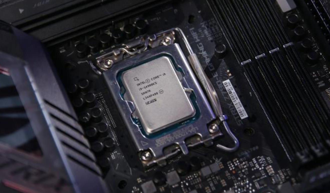英特尔Intel Core i9-14900KS处理器评测：6.2GHz带来的性能提升究竟如何？