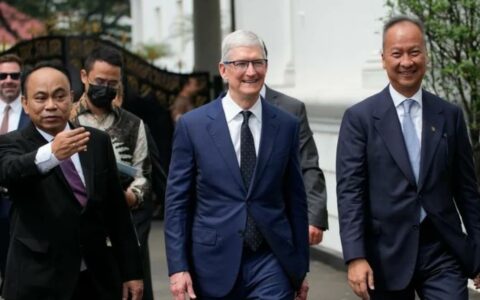苹果CEO蒂姆·库克与印尼总统会晤，探索制造业新机遇