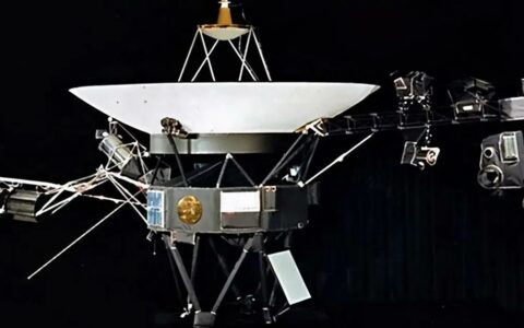 NASA旅行者一号探测器恢复通信，失联五个月后再获重要进展