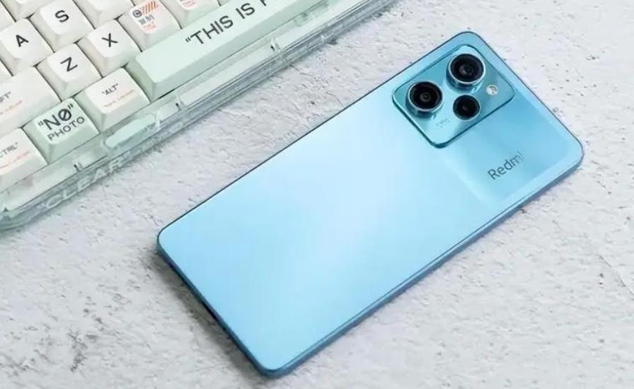 Redmi Note 13 vs Infinix Note 40 Pro：兩款中端智能手機(jī)的全面對(duì)比