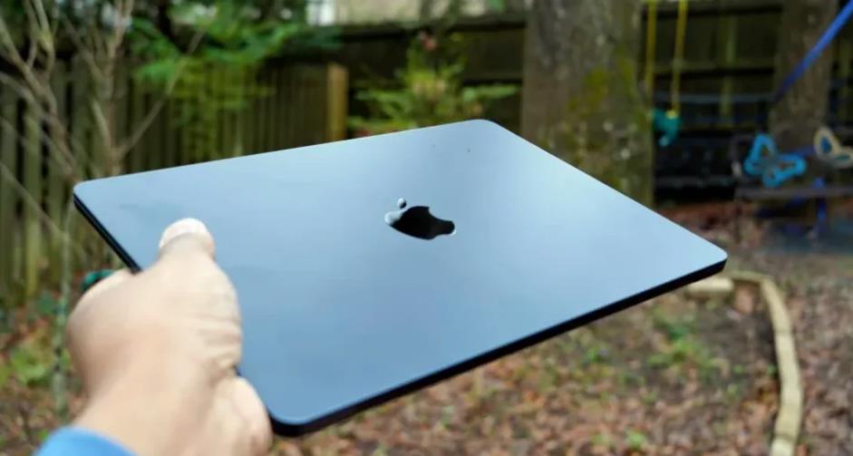 苹果15英寸M3 MacBook Air美国亚马逊限时优惠：仅需1150美元！