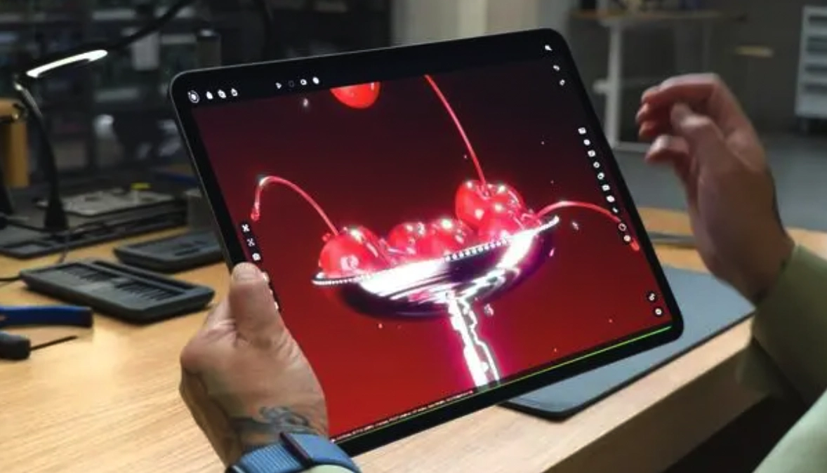 苹果“放飞吧”特别活动新品iPad Pro全面评测    搭载OLED显示屏、M4芯片及更薄机身设计