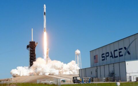 传闻SpaceX拖欠款项超250万美元，承包商欲断合作
